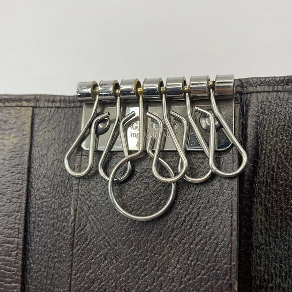 Gucci Key Holder Case G logos Unisex - Picture 11 of 16